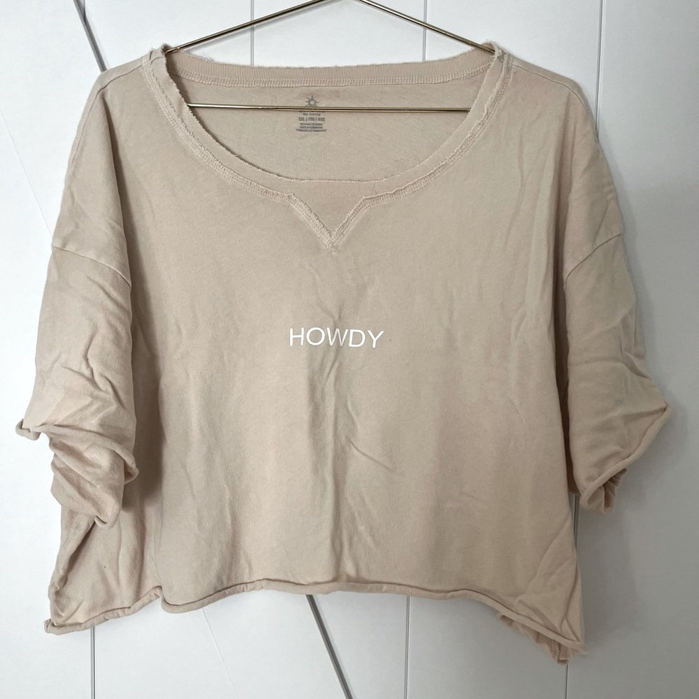 ✨ Aerie “Howdy” Crop Top